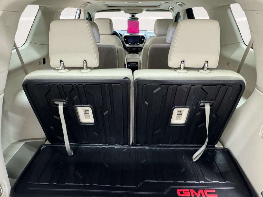 2023 GMC Acadia Image 11