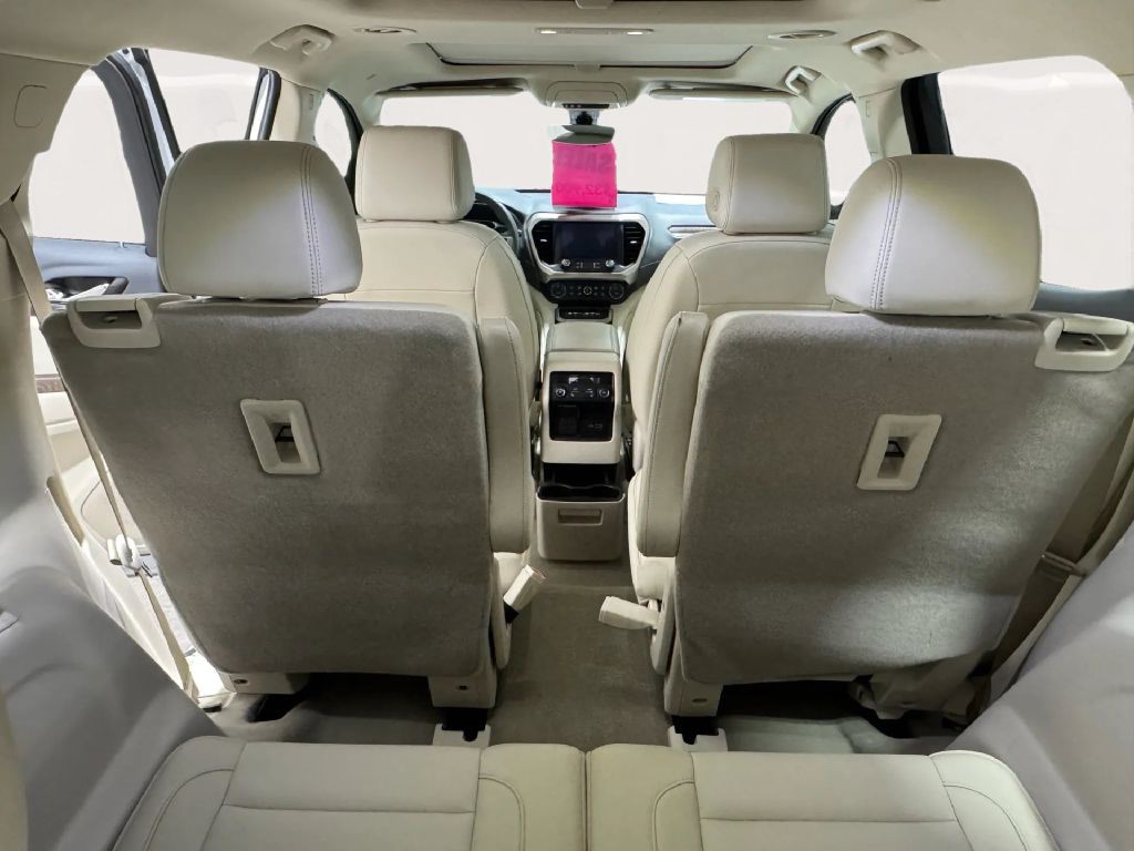 2023 GMC Acadia Image 12