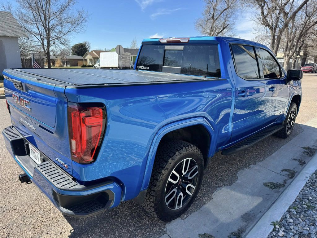 2022 GMC Sierra Image 3