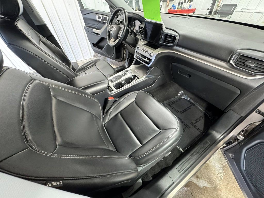2021 Ford Explorer Image 5