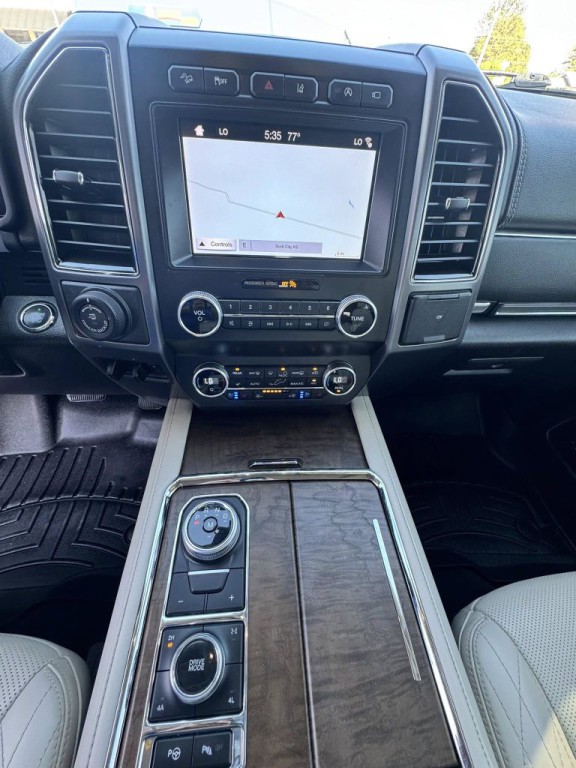 2019 Ford Expedition Image 11