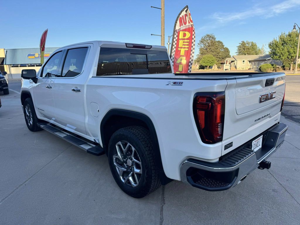 2025 GMC Sierra Image 4