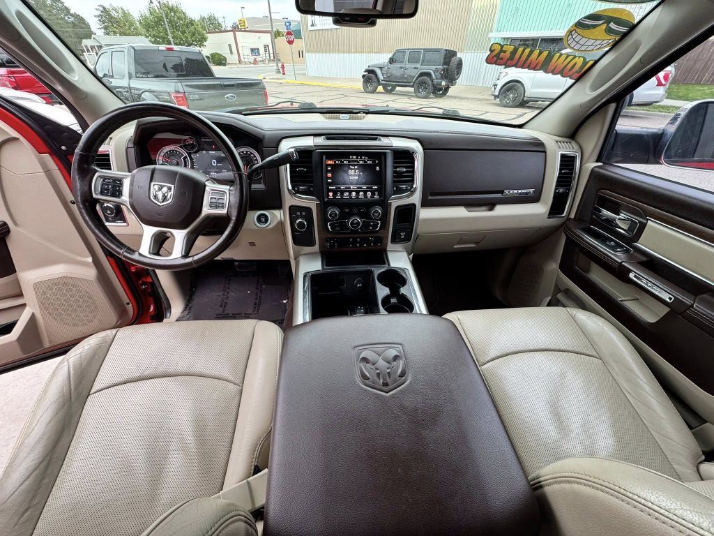 2015 RAM 2500 Image 9