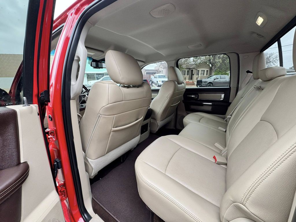 2015 RAM 2500 Image 10