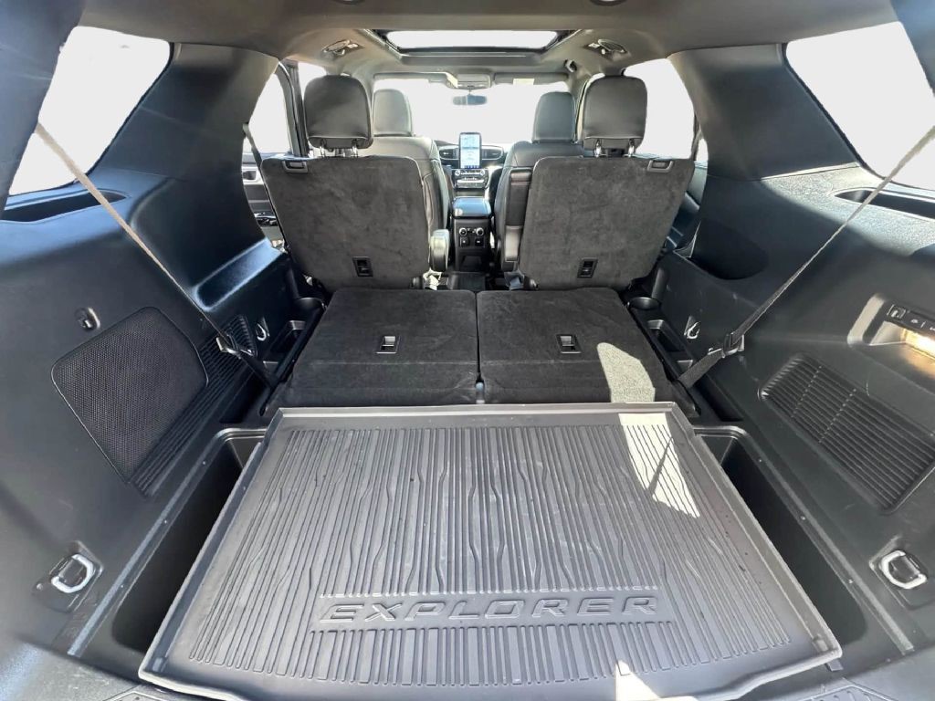 2023 Ford Explorer Image 13