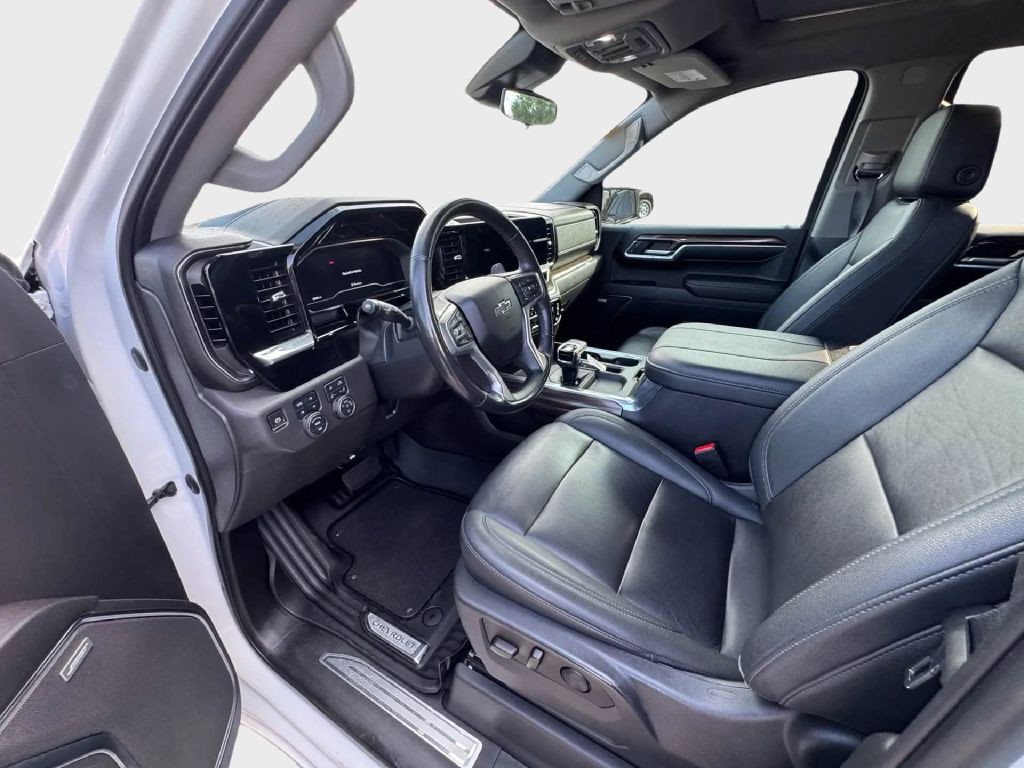 2023 Chevrolet Silverado 1500 Image 7