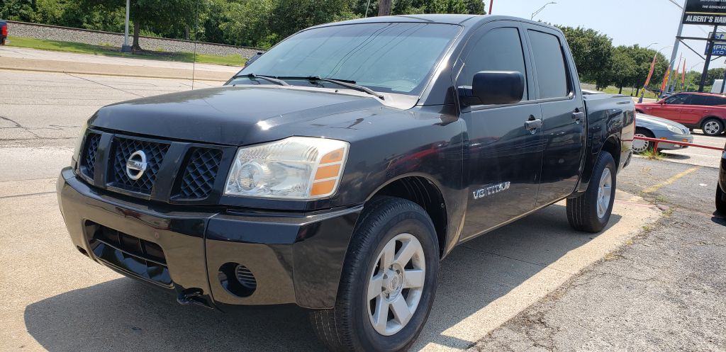 2008 Nissan Titan Image 1