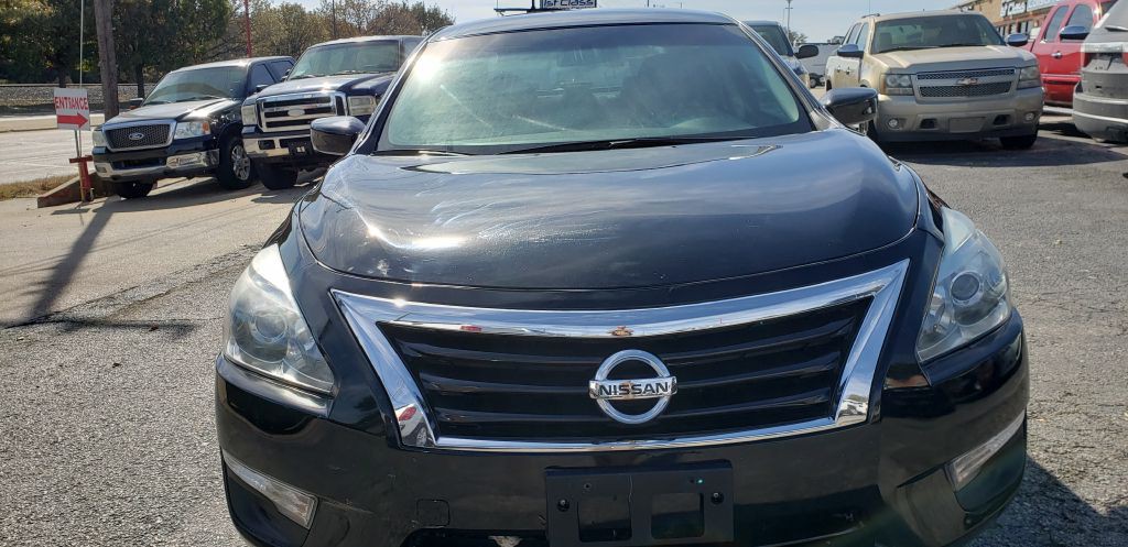 2015 Nissan Altima Image 3