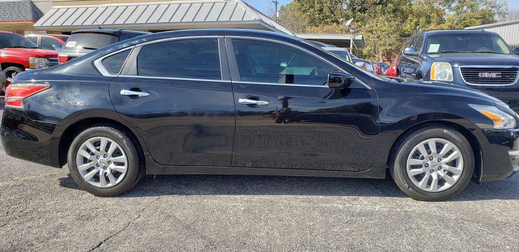 2015 Nissan Altima Image 5