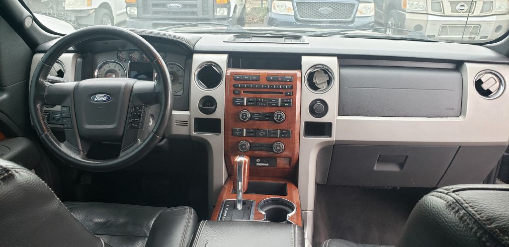 2010 Ford F-150 Image 2