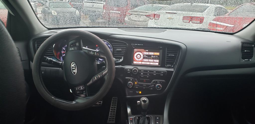 2011 Kia Optima Image 6