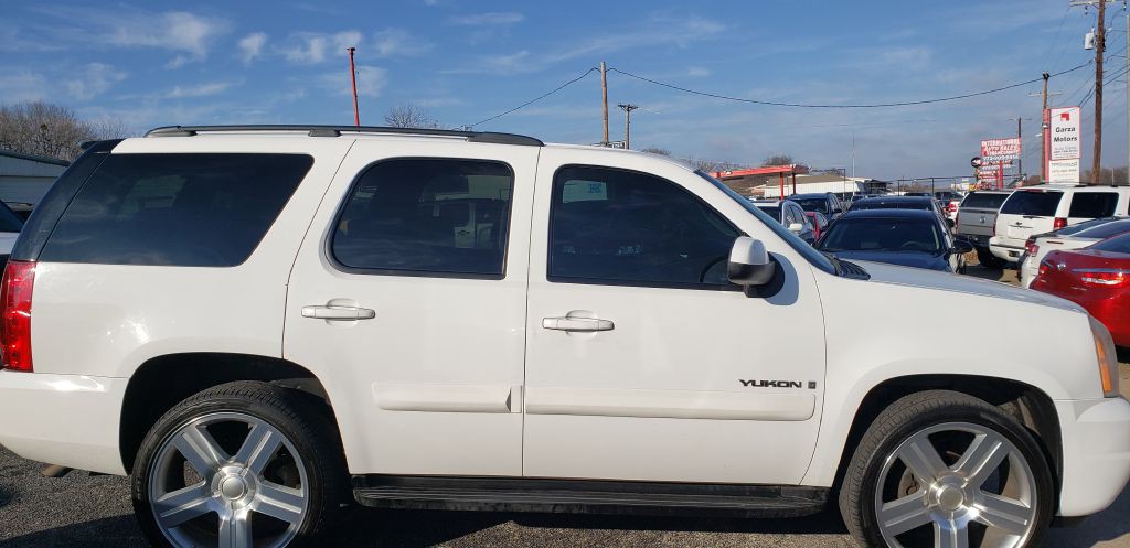 2007 GMC Yukon Image 8