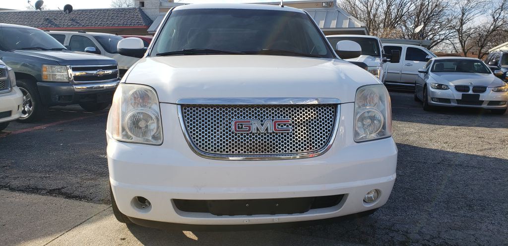 2007 GMC Yukon Image 9