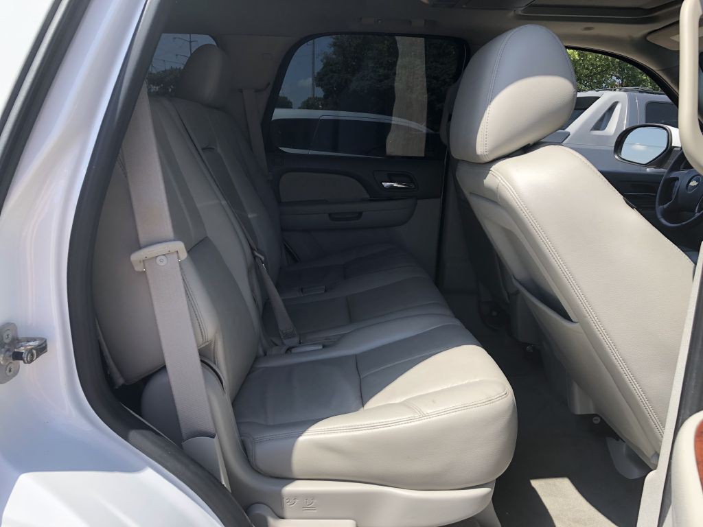 2011 Chevrolet Tahoe Image 5