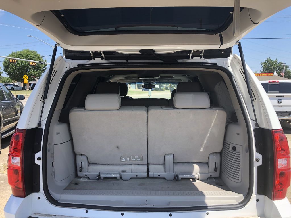 2011 Chevrolet Tahoe Image 7