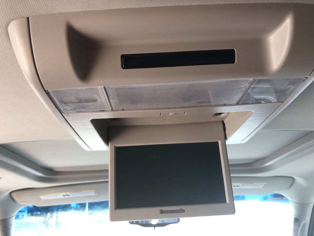 2011 Chevrolet Tahoe Image 10