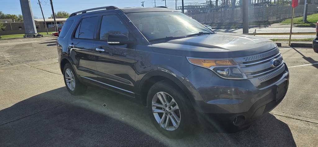 2015 Ford Explorer Image 14