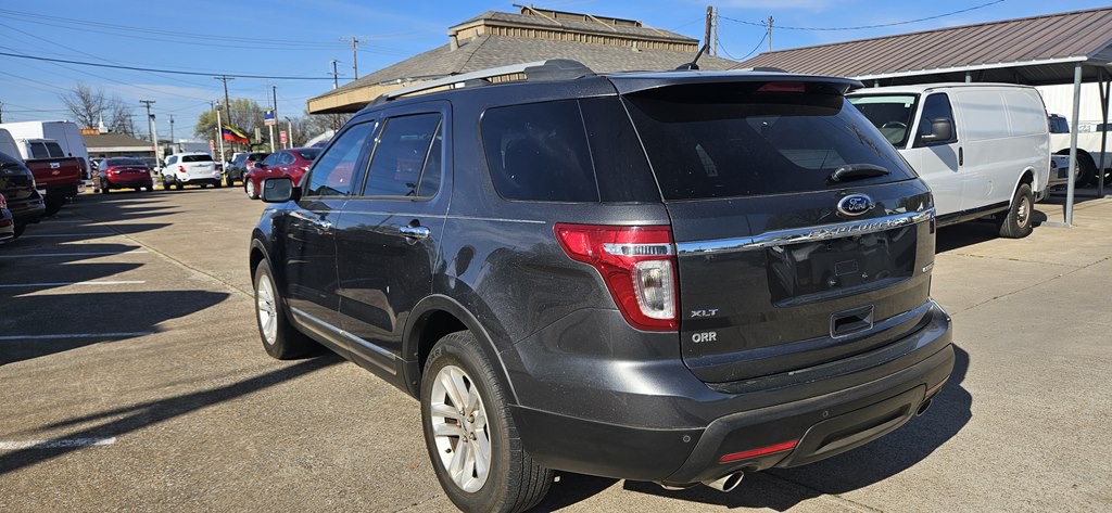 2015 Ford Explorer Image 17