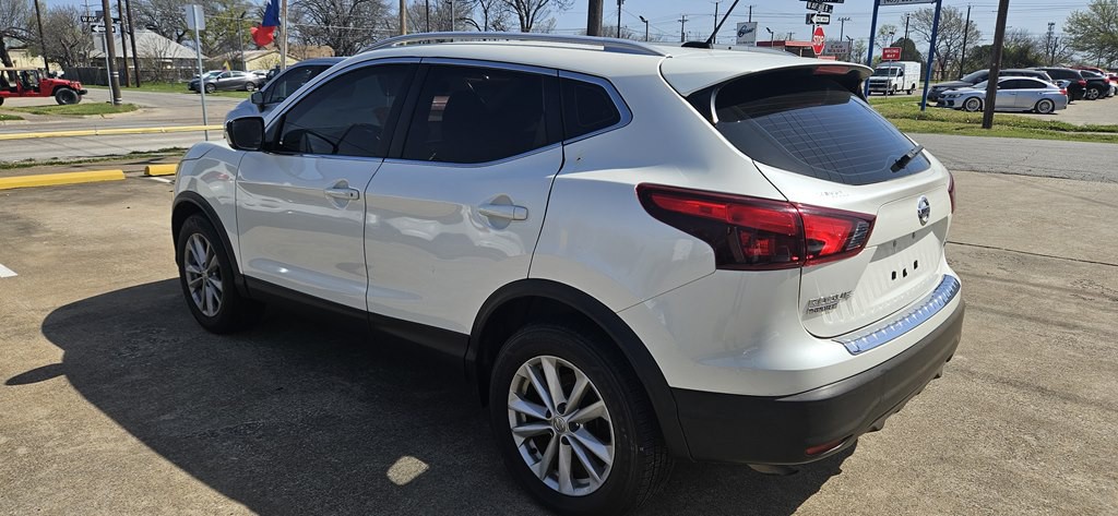 2017 Nissan Rogue Image 6