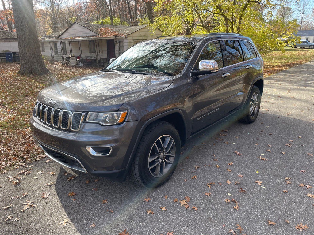 2018 Jeep Grand Cherokee Image 2