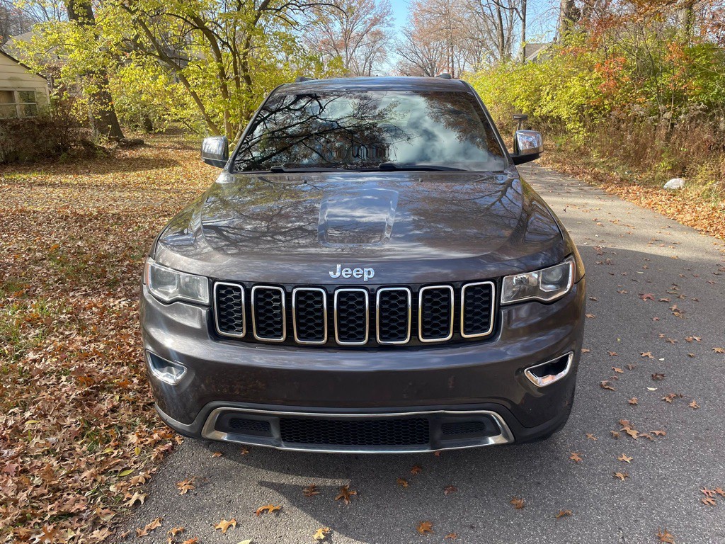 2018 Jeep Grand Cherokee Image 3