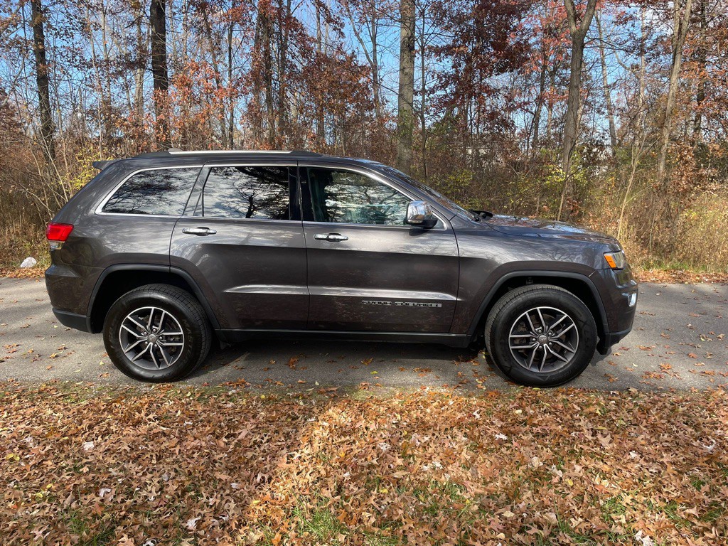 2018 Jeep Grand Cherokee Image 5