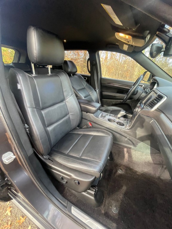 2018 Jeep Grand Cherokee Image 11