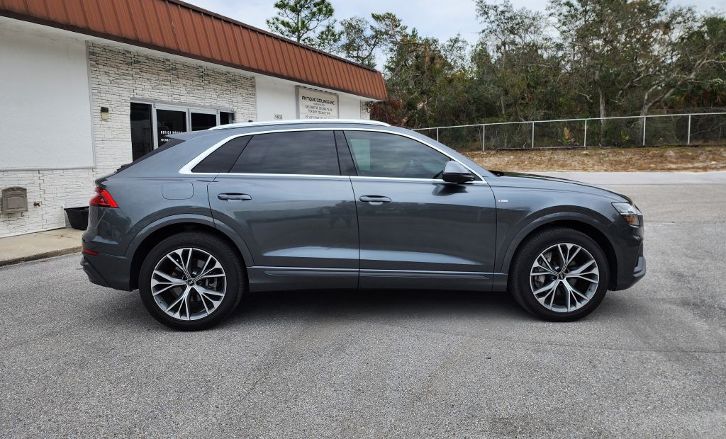 2021 Audi Q8 Image 7