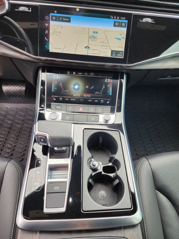 2021 Audi Q8 Image 15