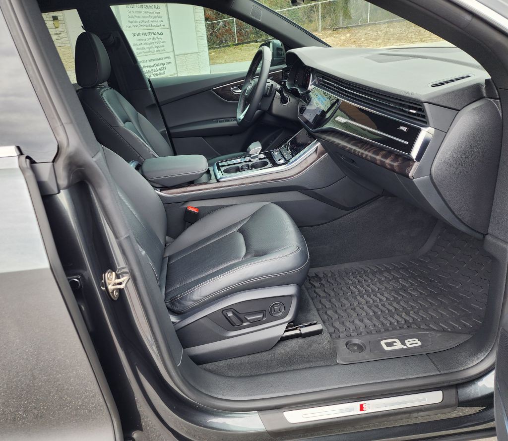 2021 Audi Q8 Image 21