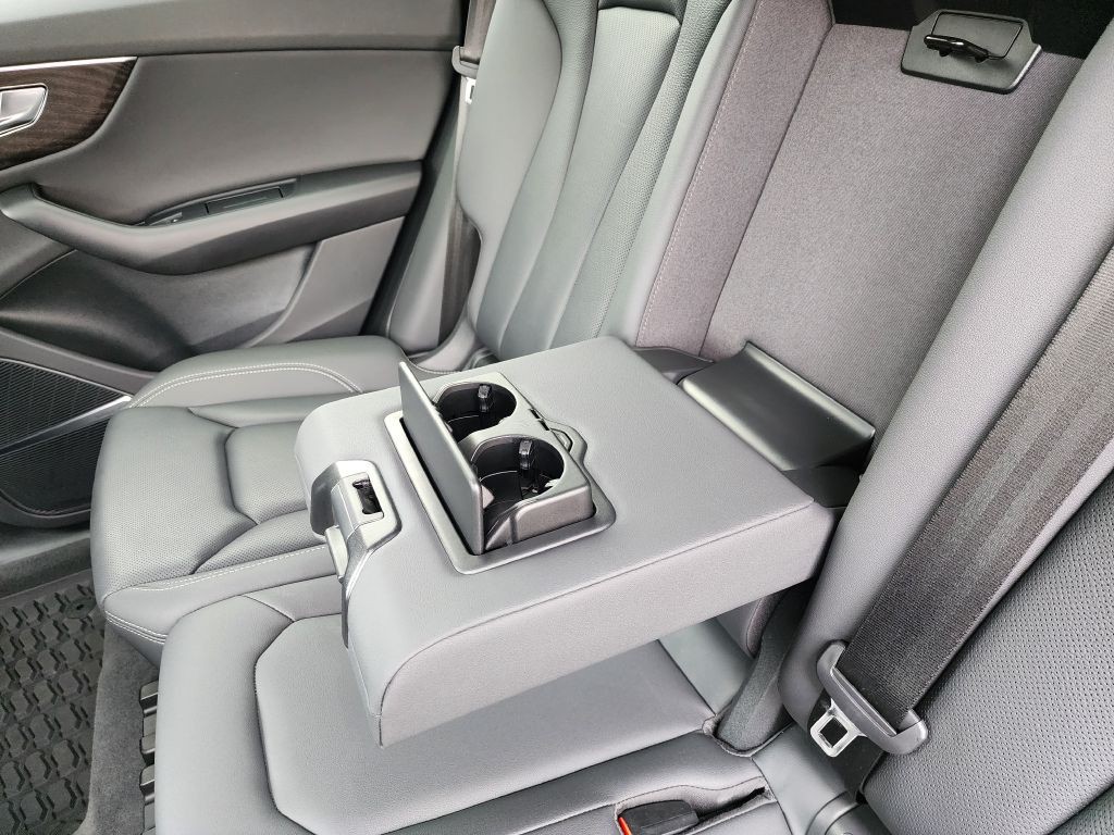 2021 Audi Q8 Image 29