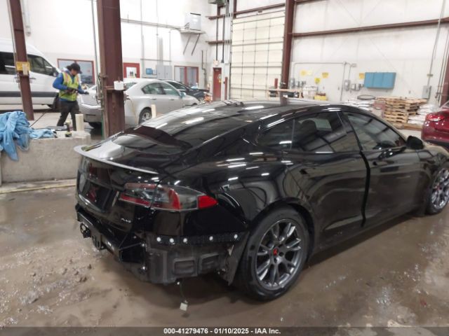 2022 Tesla Model S Image 4
