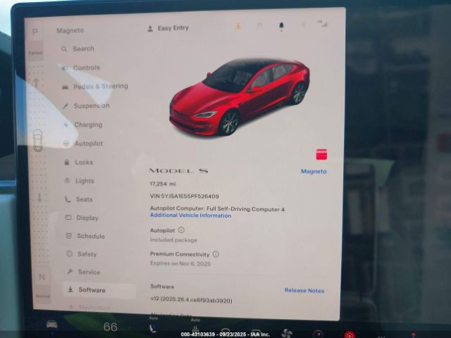 2023 Tesla Model S Image 7