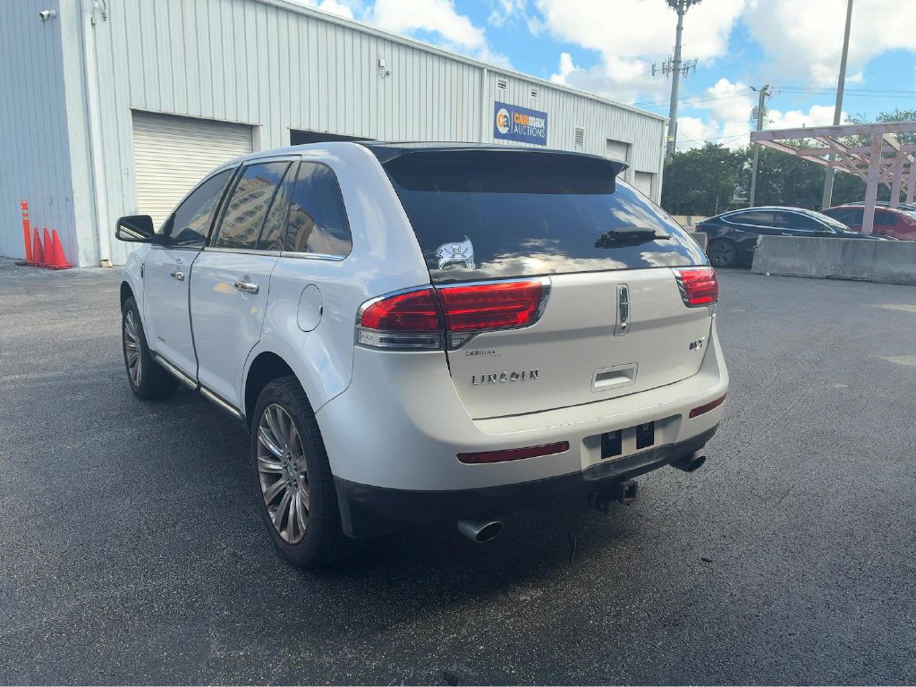 2011 Lincoln MKX Image 6
