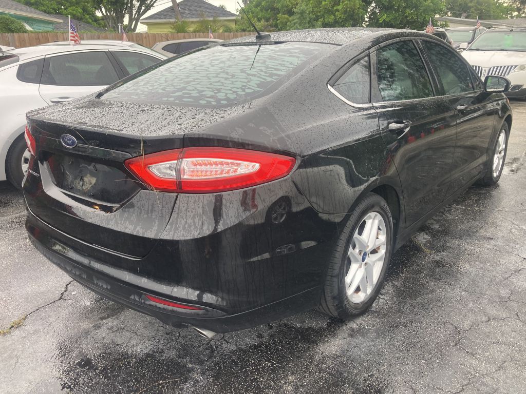 2014 Ford Fusion Image 2