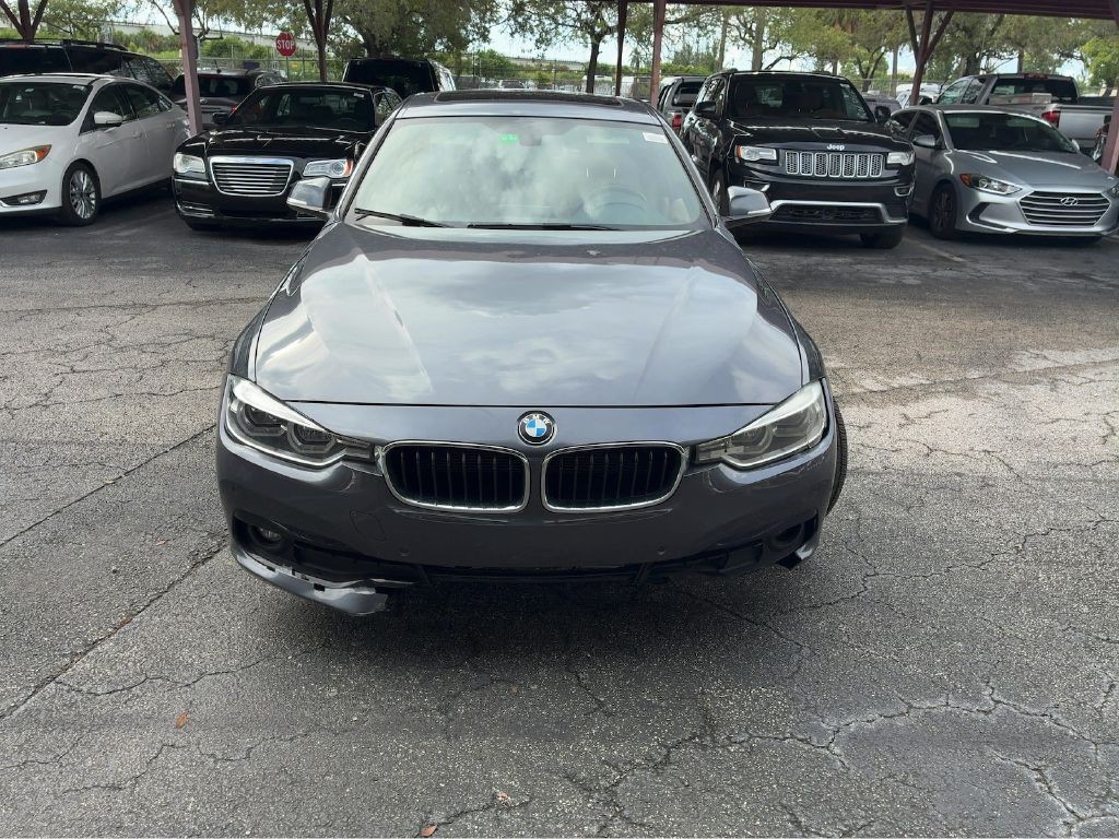 2016 BMW 3 Series Image 3