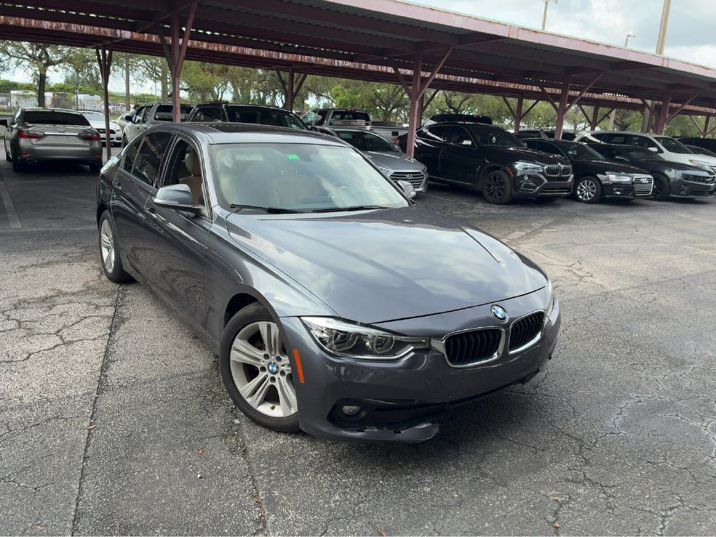 2016 BMW 3 Series Image 4