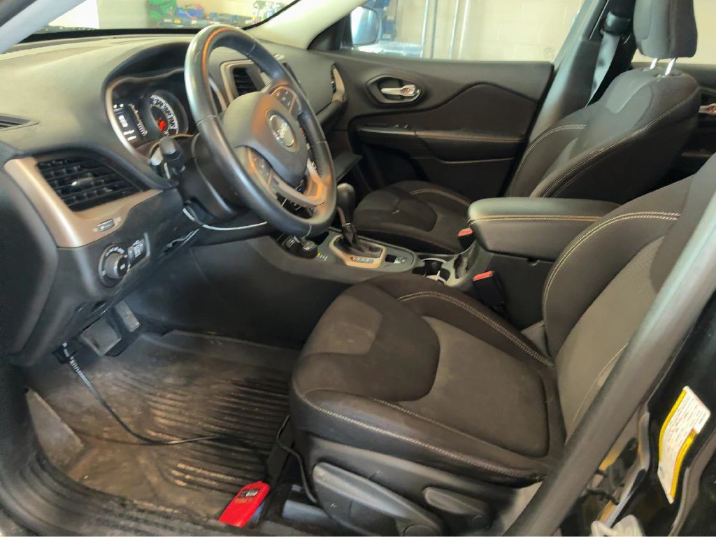 2015 Jeep Cherokee Image 5
