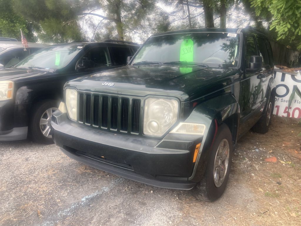 2011 Jeep Liberty Image 1
