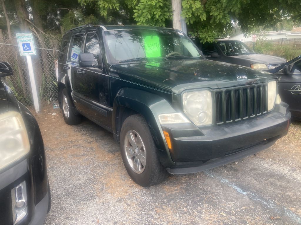 2011 Jeep Liberty Image 2
