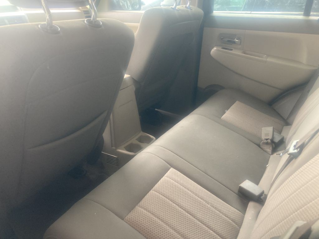 2011 Jeep Liberty Image 3