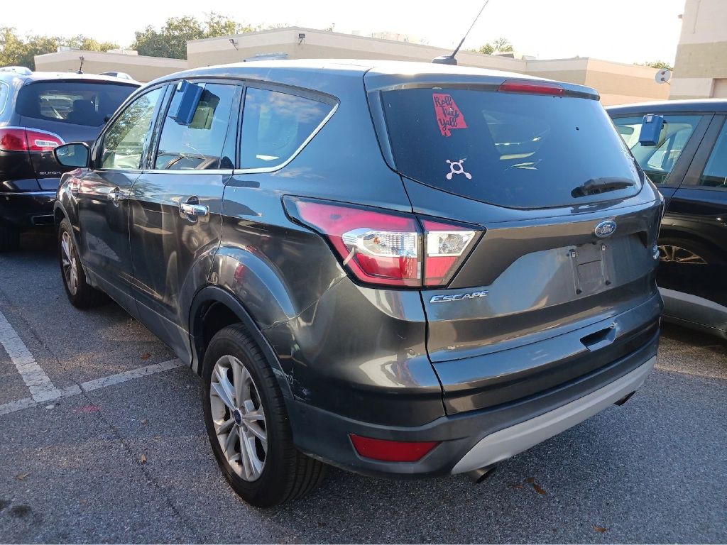 2017 Ford Escape Image 3