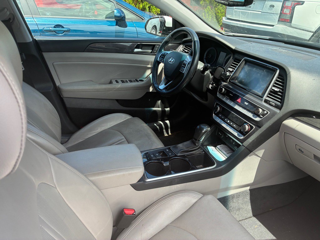 2019 Hyundai Sonata Image 2