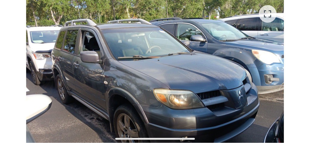 2006 Mitsubishi Outlander Image 1