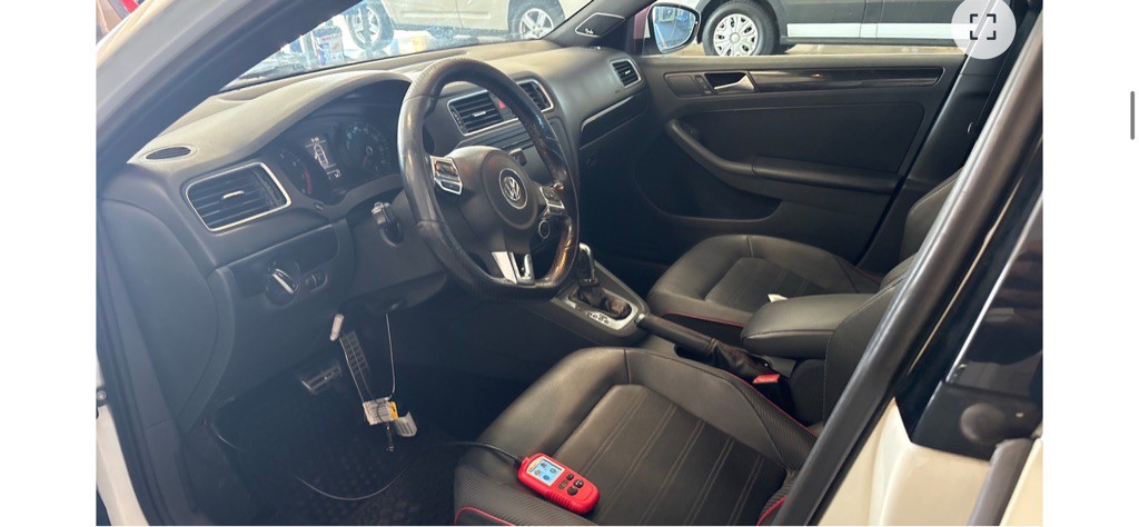 2014 Volkswagen Jetta Image 3