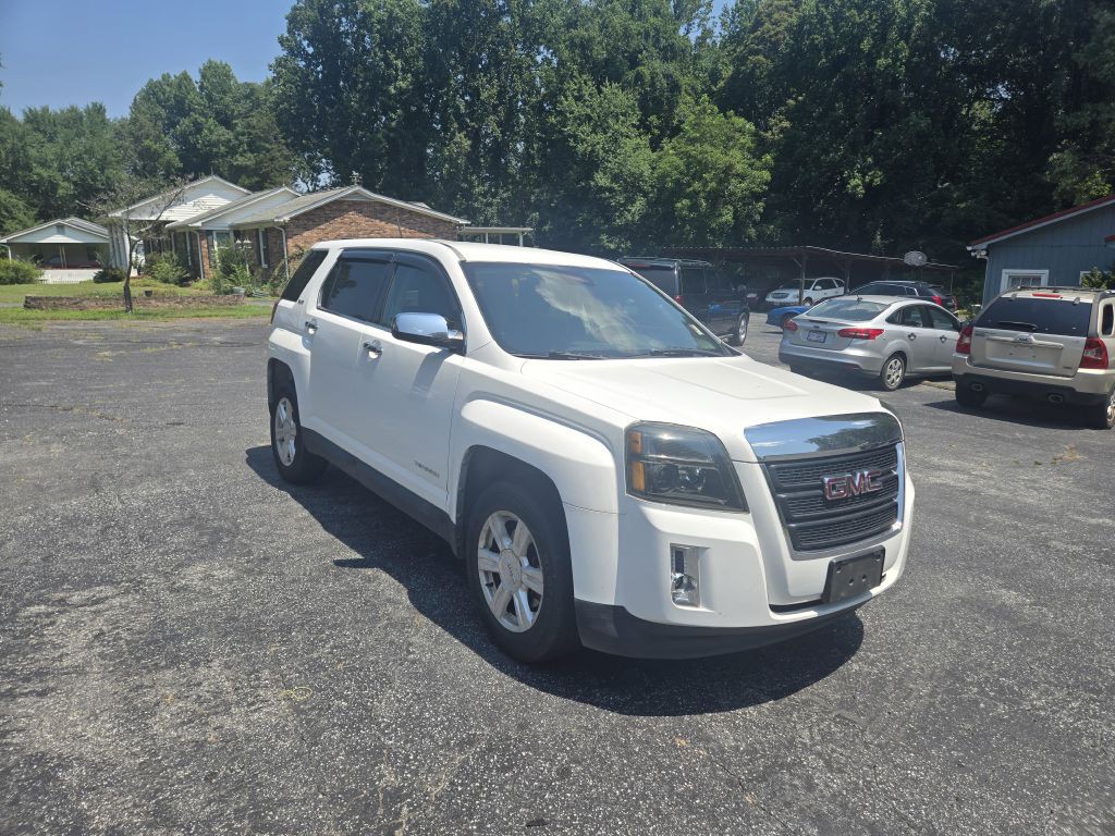 2015 GMC Terrain Image 2