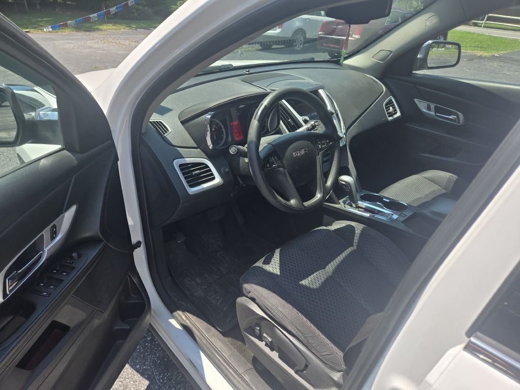 2015 GMC Terrain Image 5
