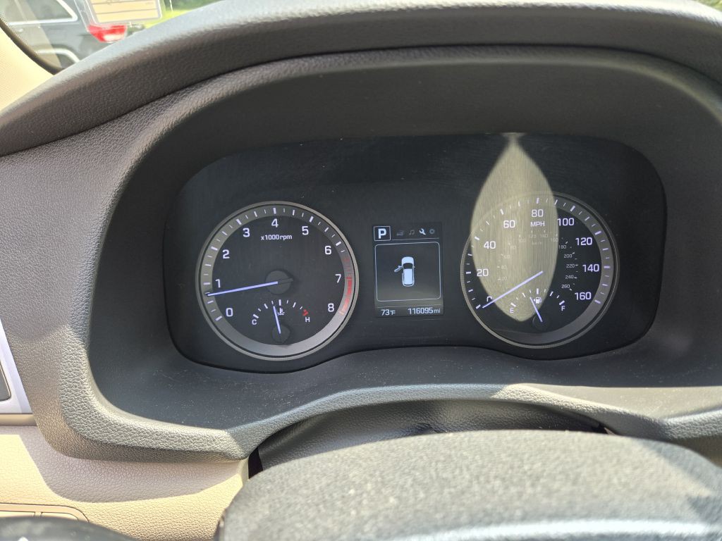 2016 Hyundai Tucson Image 9