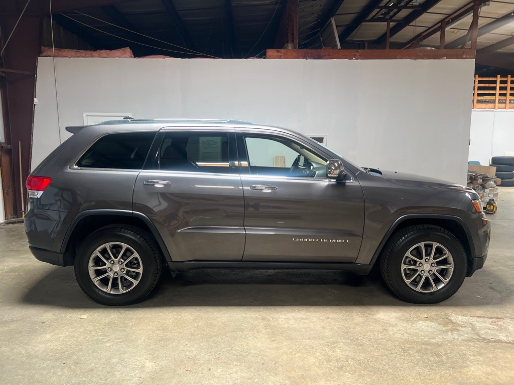 2014 Jeep Grand Cherokee Image 2