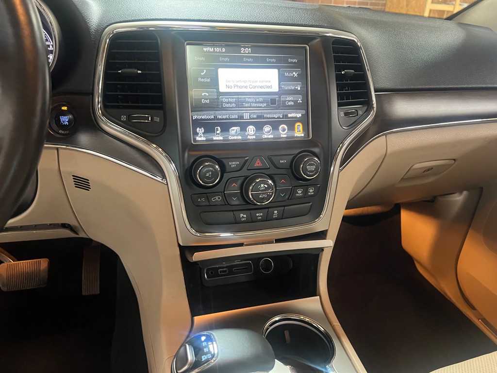 2014 Jeep Grand Cherokee Image 23